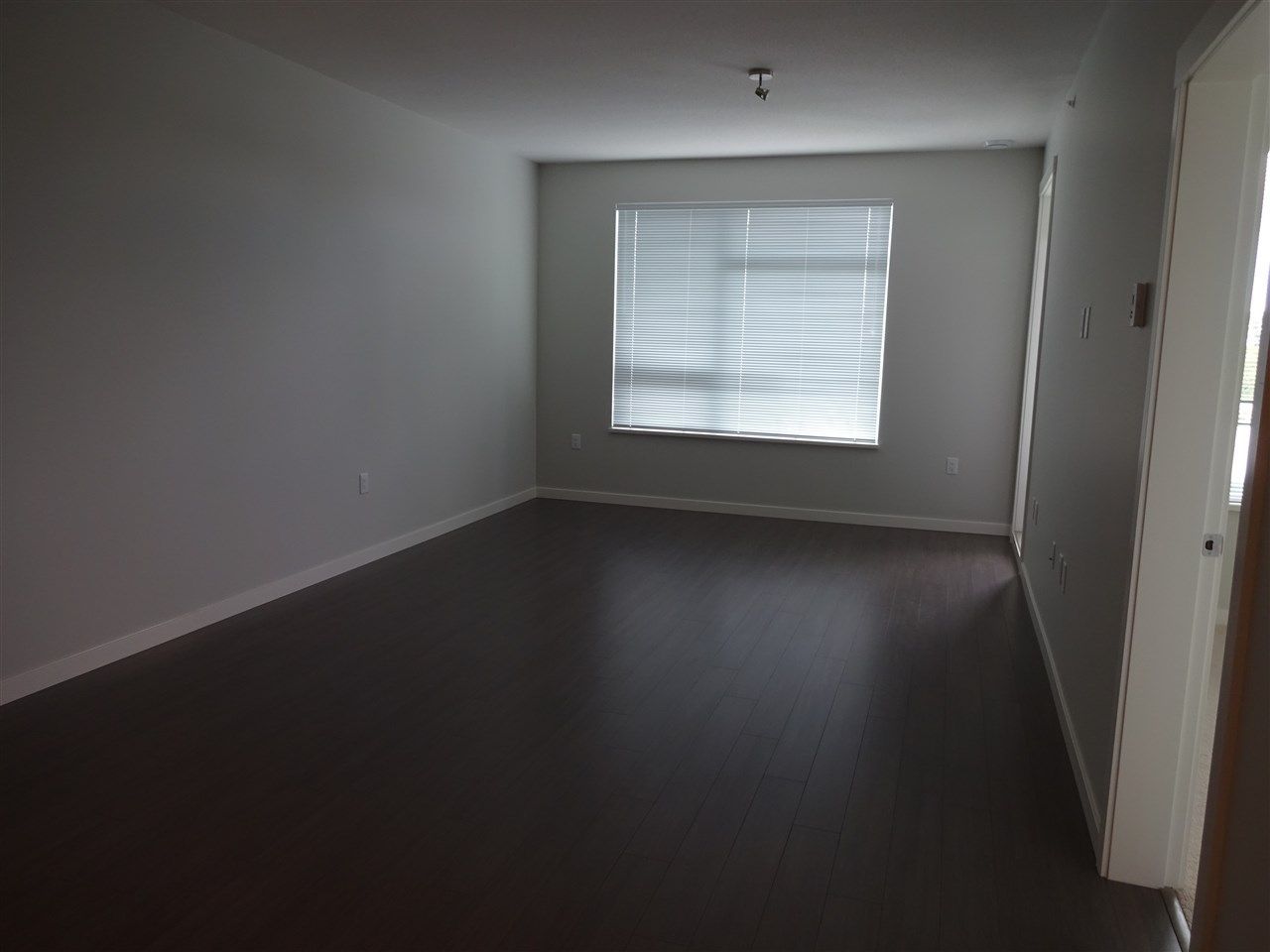 Photo 12: Photos: 604 3289 RIVERWALK Avenue in Vancouver: Champlain Heights Condo for sale in "R + R by Polygon" (Vancouver East)  : MLS®# R2287716