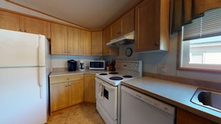 Photo 14: 39 41168 LOUGHEED Highway in Mission: Dewdney Deroche Manufactured Home for sale in "Oasis Estates Mobile Home Park" : MLS®# R2704756