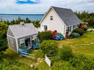 Photo 2: 570 Highway 330 in North East Point: 407-Shelburne County Residential for sale (South Shore)  : MLS®# 202405370