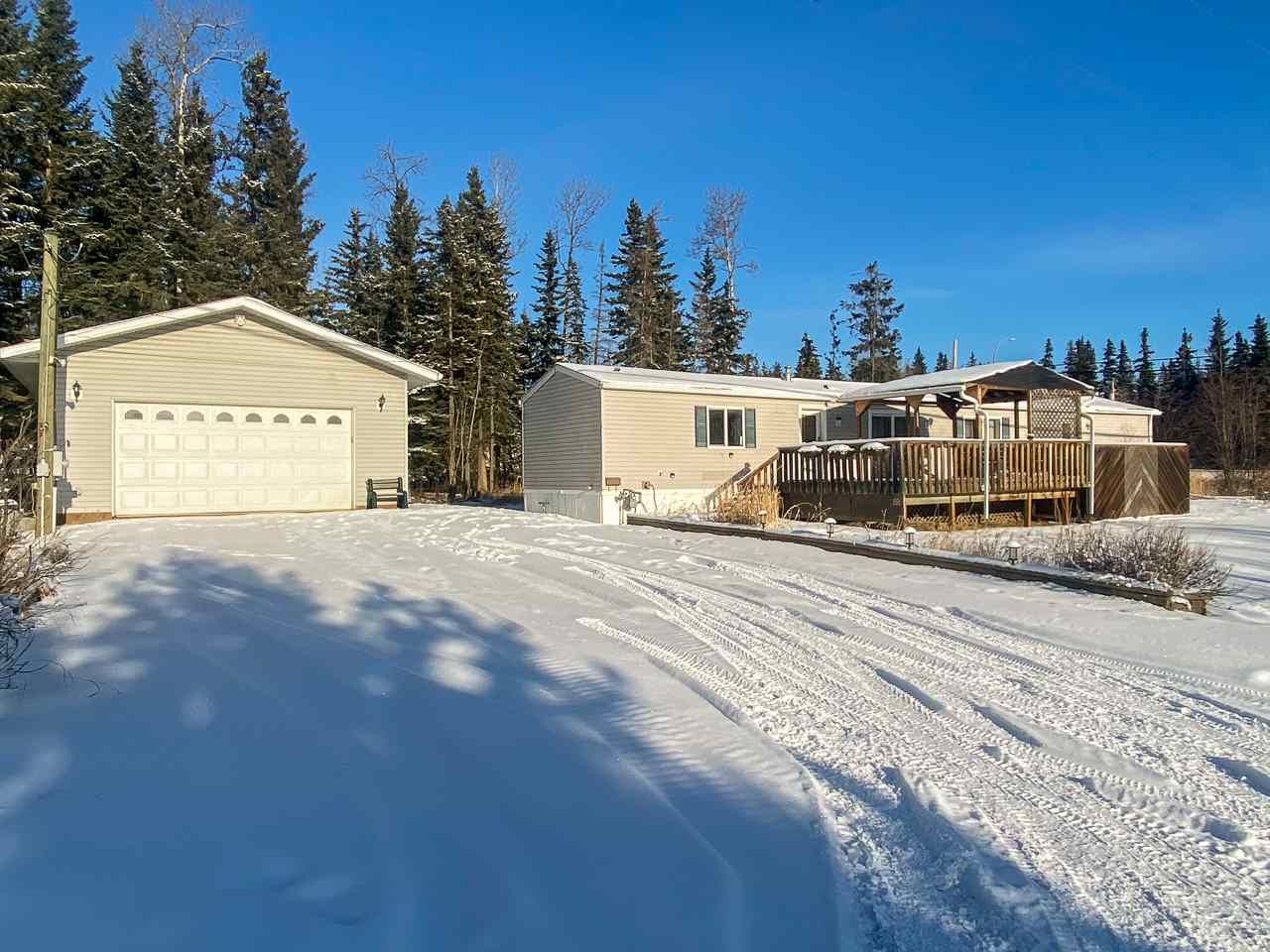 Main Photo: 12924 WEST BYPASS Road in Fort St. John: Fort St. John - Rural W 100th Manufactured Home for sale (Fort St. John (Zone 60))  : MLS®# R2517371