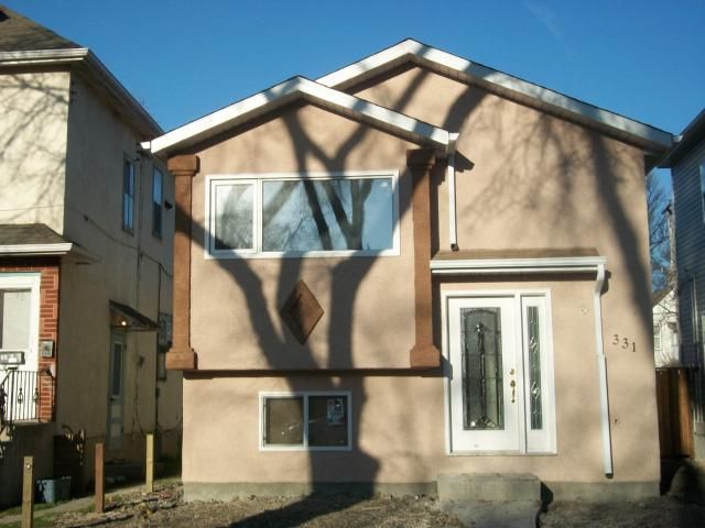 Main Photo: 331 BANNERMAN Avenue in WINNIPEG: North End Residential for sale (North West Winnipeg)  : MLS®# 1102282