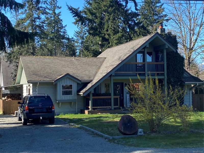 FEATURED LISTING: 4725 Gail Cres Courtenay