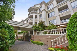 Photo 1: 401 5735 HAMPTON Place in Vancouver: University VW Condo for sale in "THE BRISTOL" (Vancouver West)  : MLS®# R2294872