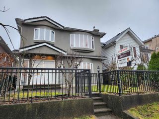Main Photo: 2526 E 28TH Avenue in Vancouver: Collingwood VE House for sale (Vancouver East)  : MLS®# R2843960