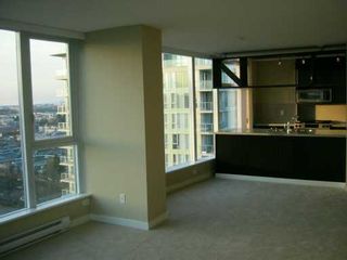 Photo 3: 1708 5068 KWANTLEN Street in Richmond: Brighouse Condo for sale in "SEASONS" : MLS®# V627270