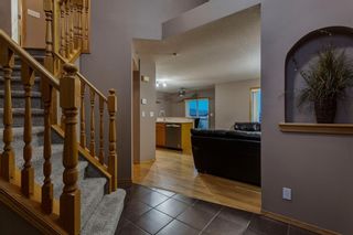 Photo 2: 119 Tuscarora Mews NW in Calgary: Tuscany Detached for sale : MLS®# C4296109