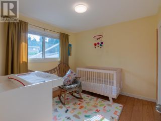 Photo 19: 132 MCPHERSON Crescent in Penticton: House for sale : MLS®# 10310343