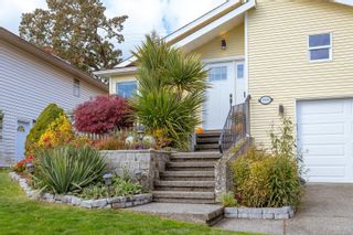 Photo 4: 4228 Ponderosa Cres in Saanich: SW Northridge House for sale (Saanich West)  : MLS®# 888299