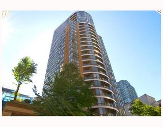 Photo 10: 2702 1166 MELVILLE Street in Vancouver: Coal Harbour Condo for sale in "ORCA PLACE" (Vancouver West)  : MLS®# V669737