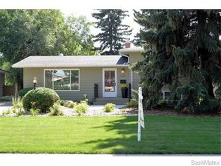 Photo 2: 3805 HILL Avenue in Regina: Single Family Dwelling for sale (Regina Area 05)  : MLS®# 584939