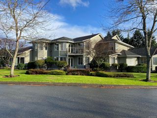 Photo 1: 102 1400 Tunner Dr in Courtenay: CV Courtenay East Row/Townhouse for sale (Comox Valley)  : MLS®# 890062