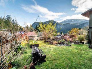 Photo 28: 1006 PENNYLANE Place in Squamish: Hospital Hill House for sale in "Hospital Hill" : MLS®# R2520358