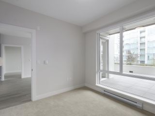 Photo 17: 104 1768 GILMORE Avenue in Burnaby: Brentwood Park Condo for sale in "Escala" (Burnaby North)  : MLS®# R2398729