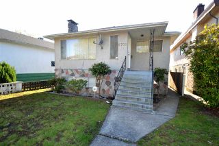Photo 1: 6701 BUTLER Street in Vancouver: Killarney VE House for sale (Vancouver East)  : MLS®# R2363199