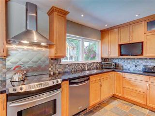 Photo 3: 2544 DERBYSHIRE WY in North Vancouver: Blueridge NV House for sale : MLS®# V1075811