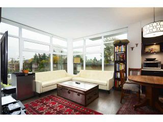Photo 3: 401 2550 SPRUCE Street in Vancouver: Fairview VW Condo for sale in "SPRUCE" (Vancouver West)  : MLS®# V1032685