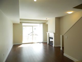 Photo 2: 25 9079 JONES Road in Richmond: McLennan North Townhouse for sale in "THE PAVILIONS" : MLS®# R2175634