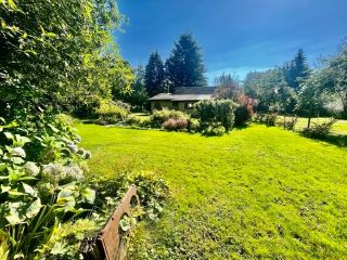 Photo 32: 595 PRATT Road in Gibsons: Gibsons & Area House for sale (Sunshine Coast)  : MLS®# R2842029