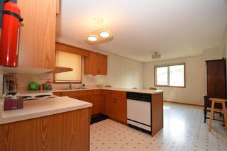 Photo 7: 66 Worthington Avenue in Winnipeg: St Vital Residential for sale (2D)  : MLS®# 202124330
