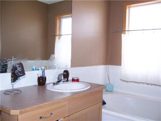 Photo 8: 120 WOODSIDE Circle NW: Airdrie Residential Detached Single Family for sale : MLS®# C3422753