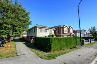 Photo 1: 5806 RUPERT Street in Vancouver: Killarney VE House for sale (Vancouver East)  : MLS®# R2210335