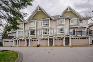 Photo 2: 37 20159 68TH Avenue in Langley: Willoughby Heights Townhouse for sale in "VANTAGE" : MLS®# R2844526