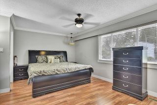 Photo 8: 9530 OBAN Place in Surrey: Queen Mary Park Surrey House for sale : MLS®# R2769127