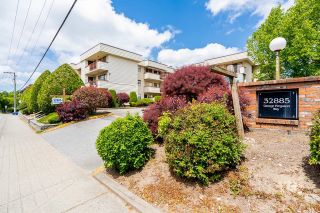 Main Photo: 109 32885 GEORGE FERGUSON Way in Abbotsford: Central Abbotsford Condo for sale in "Fairview Manor" : MLS®# R2893065