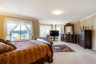 Photo 19: 7169 SOUTHVIEW Place in Burnaby: Montecito House for sale (Burnaby North)  : MLS®# R2760150