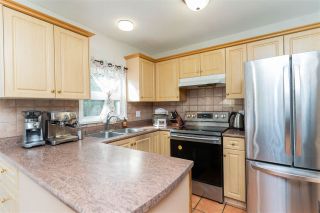 Photo 5: 4129 BRIDGEWATER Crescent in Burnaby: Cariboo Townhouse for sale in "Village del Ponte" (Burnaby North)  : MLS®# R2539039