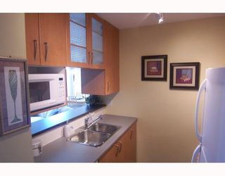 Photo 2: 605 1295 RICHARDS Street in Vancouver: Downtown VW Condo for sale in "THE OSCAR." (Vancouver West)  : MLS®# V719885