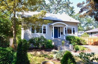 Photo 41: 950 Richmond Ave in Victoria: Vi Rockland House for sale : MLS®# 912804