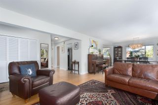 Photo 1: 301 2825 SPRUCE Street in Vancouver: Fairview VW Condo for sale in "FAIRVIEW" (Vancouver West)  : MLS®# R2220000