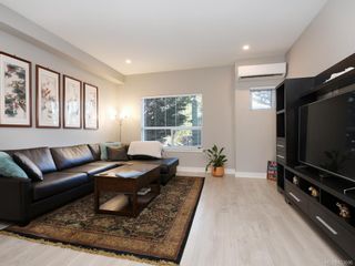 Photo 2: 2816 Knotty Pine Rd in Langford: La Langford Proper Row/Townhouse for sale : MLS®# 833696