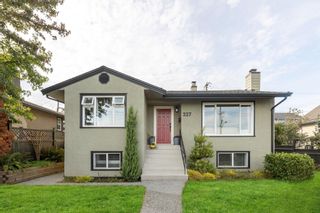 Photo 1: 227 E EIGHTH Avenue in New Westminster: The Heights NW House for sale in "Victory Heights" : MLS®# R2814902
