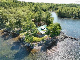 Photo 3: 2649 Cornwall Road in Mahone Bay: 405-Lunenburg County Residential for sale (South Shore)  : MLS®# 202218032