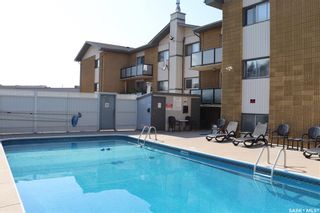 Photo 18: 100 5 Columbia Drive in Saskatoon: River Heights SA Residential for sale : MLS®# SK942780