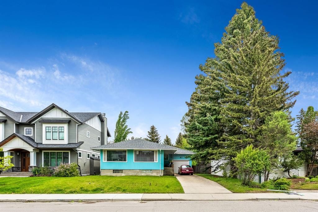 Main Photo: 15 Street SW in Calgary: Altadore Detached for sale