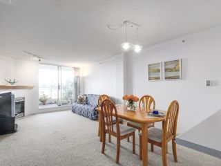 Photo 6: 301 1978 VINE Street in Vancouver: Kitsilano Condo for sale in "CAPERS BUILDING" (Vancouver West)  : MLS®# R2224832