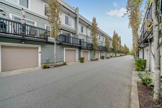 Photo 3: 92 15833 26 Avenue in Surrey: Grandview Surrey Townhouse for sale in "BROWNSTONE" (South Surrey White Rock)  : MLS®# R2876894