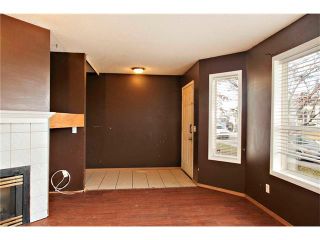 Photo 5: 87 APPLEBROOK Circle SE in Calgary: Applewood Park House for sale : MLS®# C4088770