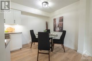 Photo 7: 3 BANNER ROAD UNIT#A in Nepean: Condo for sale : MLS®# 1387813