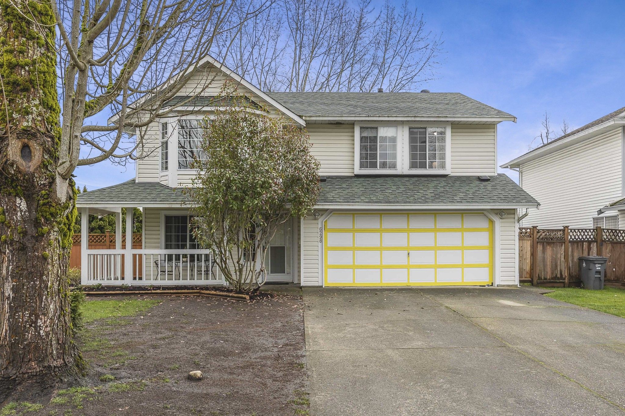 Main Photo: 6298 172 Street in Cloverdale: Cloverdale BC House for sale : MLS®# R2668107