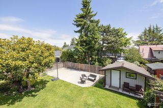 Photo 30: 1726 143B Street in Surrey: Sunnyside Park Surrey House for sale in "OCEAN BLUFF" (South Surrey White Rock)  : MLS®# R2892851