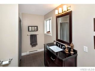 Photo 14: 2494 Wilcox Terr in VICTORIA: CS Tanner House for sale (Central Saanich)  : MLS®# 745667