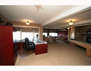Photo 13: 48 Slopeview Drive SW in CALGARY: The Slopes Residential Detached Single Family for sale (Calgary)  : MLS®# C3376319