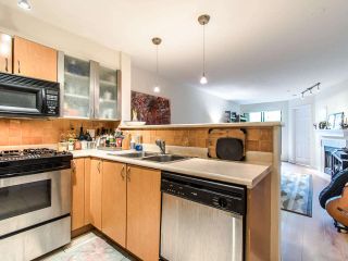Photo 3: 205 2741 E HASTINGS Street in Vancouver: Hastings Sunrise Condo for sale in "The Riviera" (Vancouver East)  : MLS®# R2407419