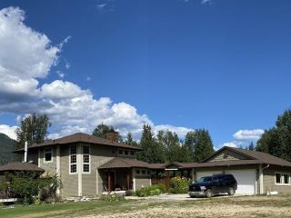 Photo 1: 5920 WIKKI-UP CREEK FS ROAD: Barriere House for sale (North East)  : MLS®# 174246