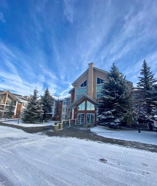 Photo 1: 229 6868 Sierra Morena Boulevard SW in Calgary: Signal Hill Apartment for sale : MLS®# A1165554