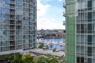 Photo 15: 908 193 AQUARIUS Mews in Vancouver: Yaletown Condo for sale in "MARINASIDE RESORTS" (Vancouver West)  : MLS®# R2089561